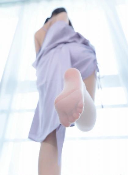 清纯小雨被调教成yin娃_BD英语超清免费观看
