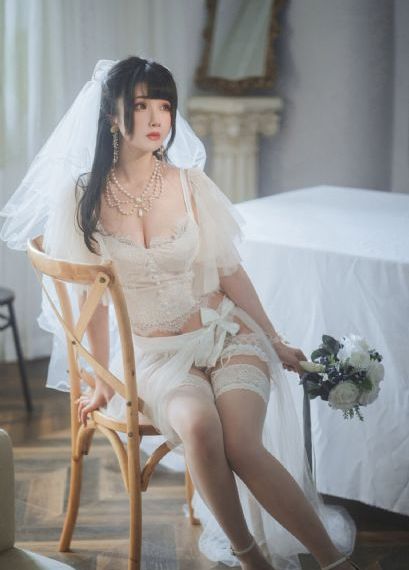 扒开双腿疯狂进出爽爽爽视频免费_超清免费观看视频