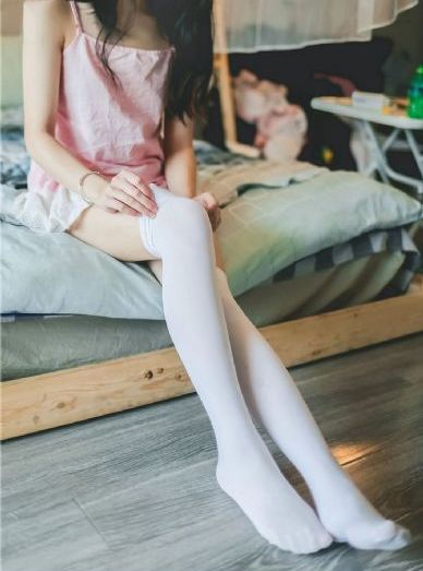 国产寡妇偷人在线观看视频_720电影在线看