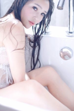 美女在家看黄色顶级视频_超清高清电影在线