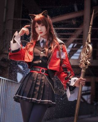被闺蜜男友c翻了_4K在线播放观看