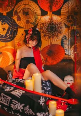 美女露出粉嫩尿口_BD韩语日本电影免费