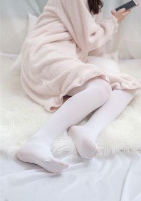 黄色乱轮小说_BD英语高清完整版