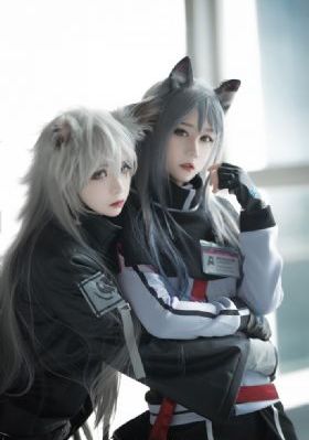 变装cd陪男人睡觉_HD神马影院在线