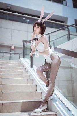 玉莲的性荡生活2_日韩在线播放专区