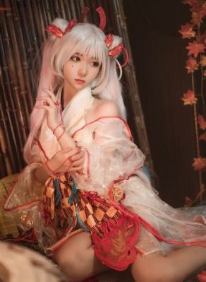 紧身裙女教师AVHD101_迅雷下载电影